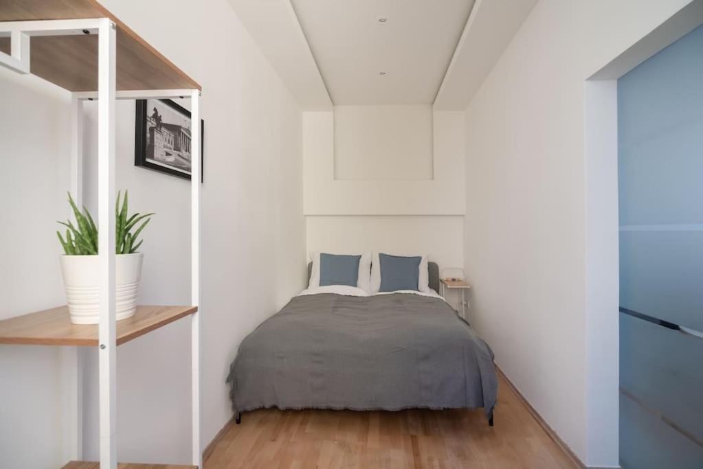 Ferienwohnung Grosse Terrasse, Klimaanlage Und U-Bahn Naehe Wien Exterior foto